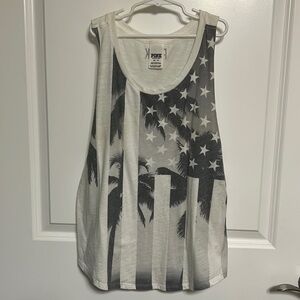 PINK Women’s drapey muscle tank size XS